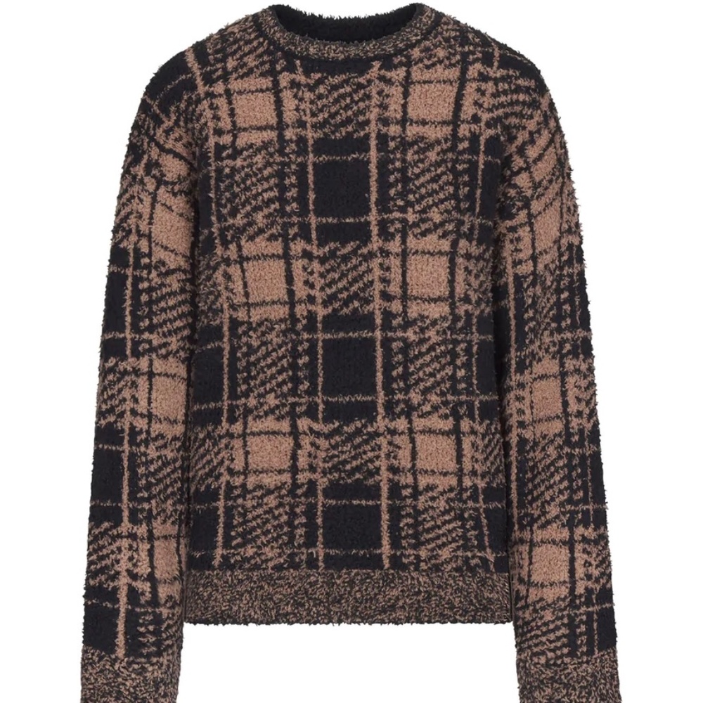 Cozy knit unisex pullover